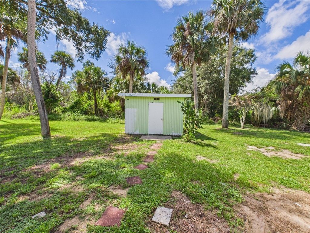 6305 105th Place, Sebastian, FL 32958 Photo