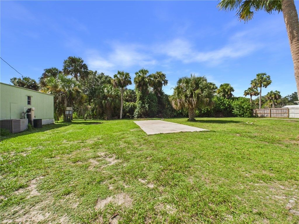 6305 105th Place, Sebastian, FL 32958 Photo