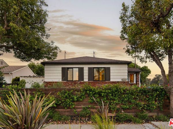 5592 W 82nd Street, Los Angeles, CA 90045