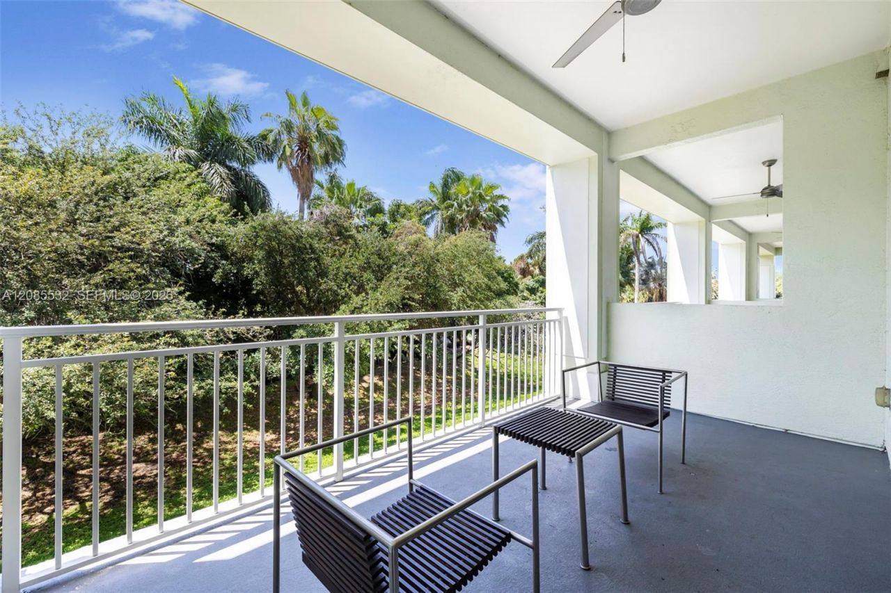 5300 NW 87th Ave, Unit 1512, Doral, FL 33178 Photo