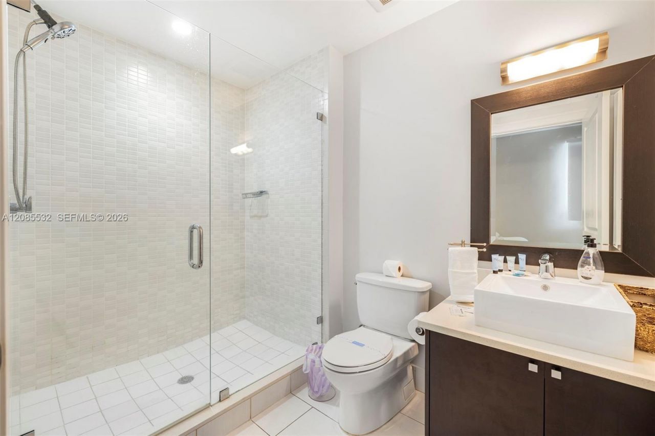 5300 NW 87th Ave, Unit 1512, Doral, FL 33178 Photo