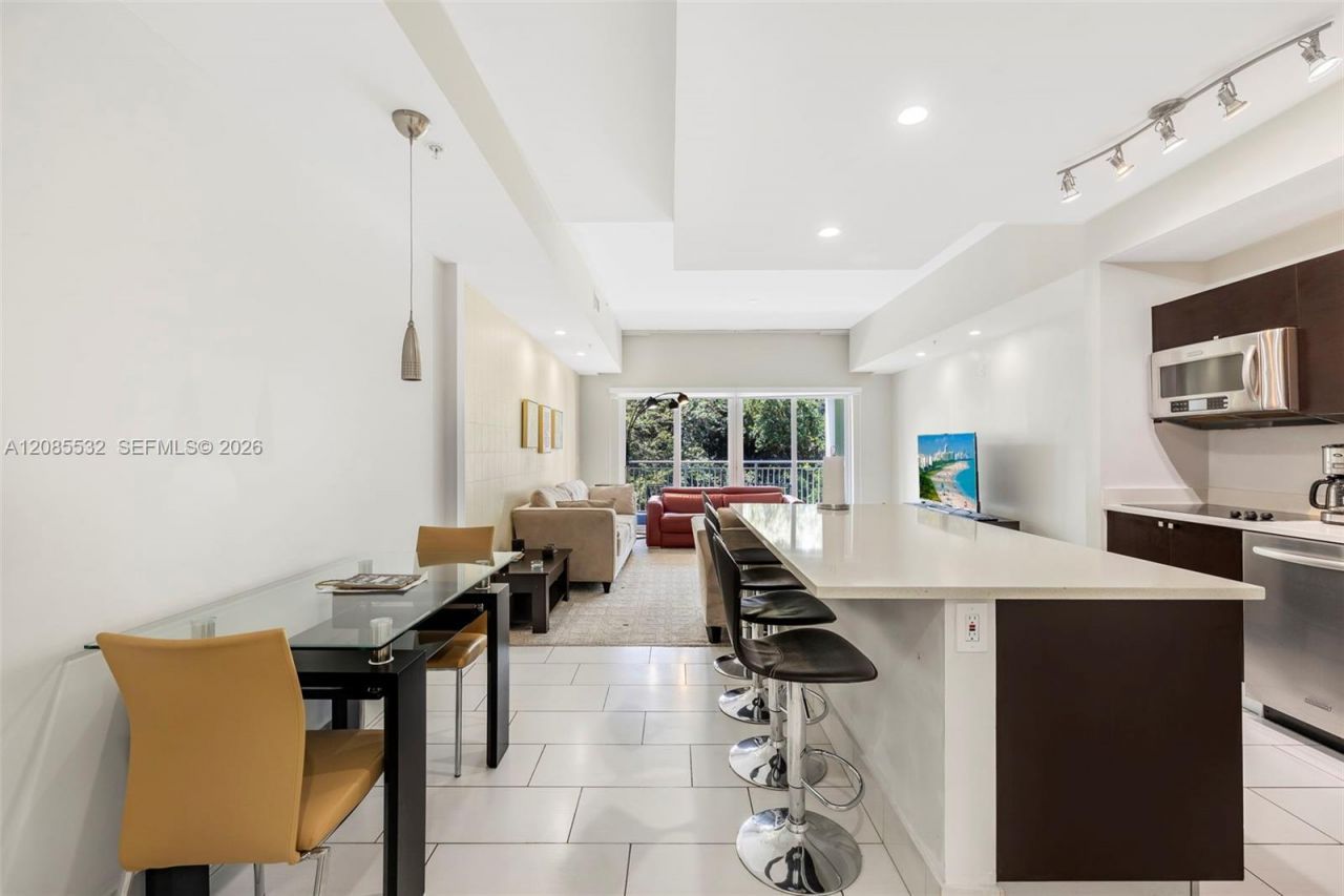 5300 NW 87th Ave, Unit 1512, Doral, FL 33178 Photo