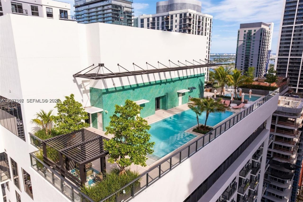 11 NE 6th St, Unit 2207, Miami, FL 33132 Photo