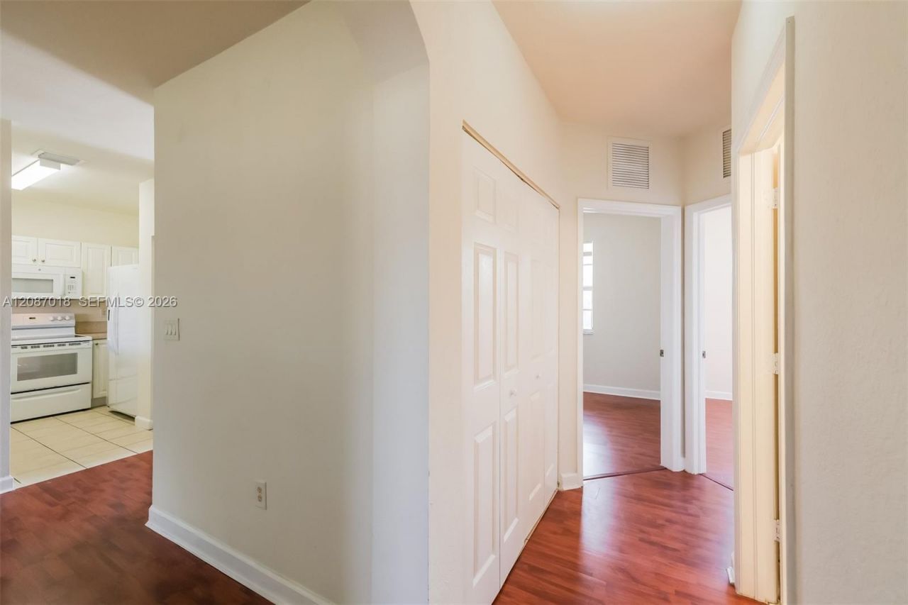 1490 NE 33rd Rd, Unit 205, Homestead, FL 33033 Photo