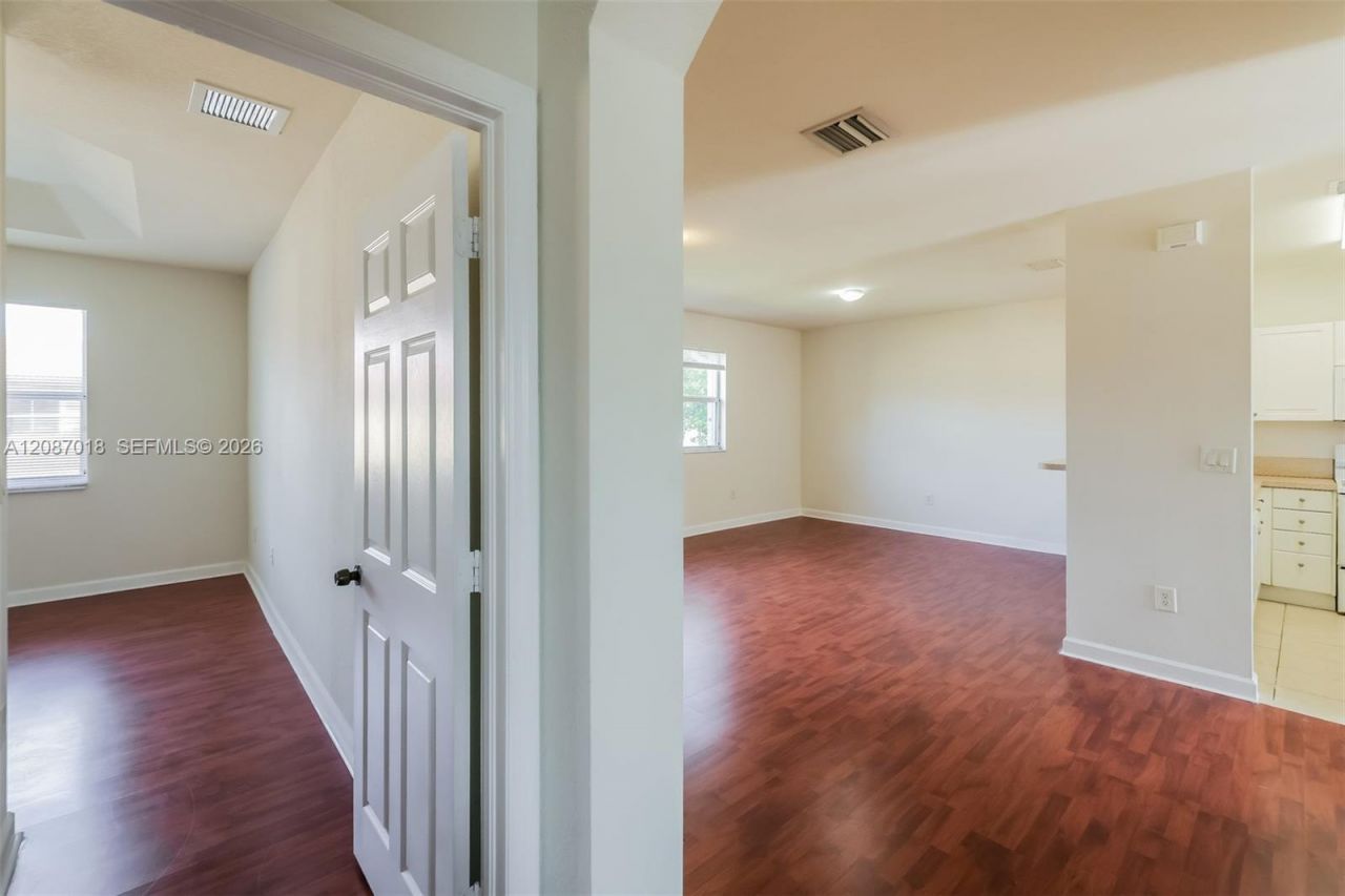 1490 NE 33rd Rd, Unit 205, Homestead, FL 33033 Photo