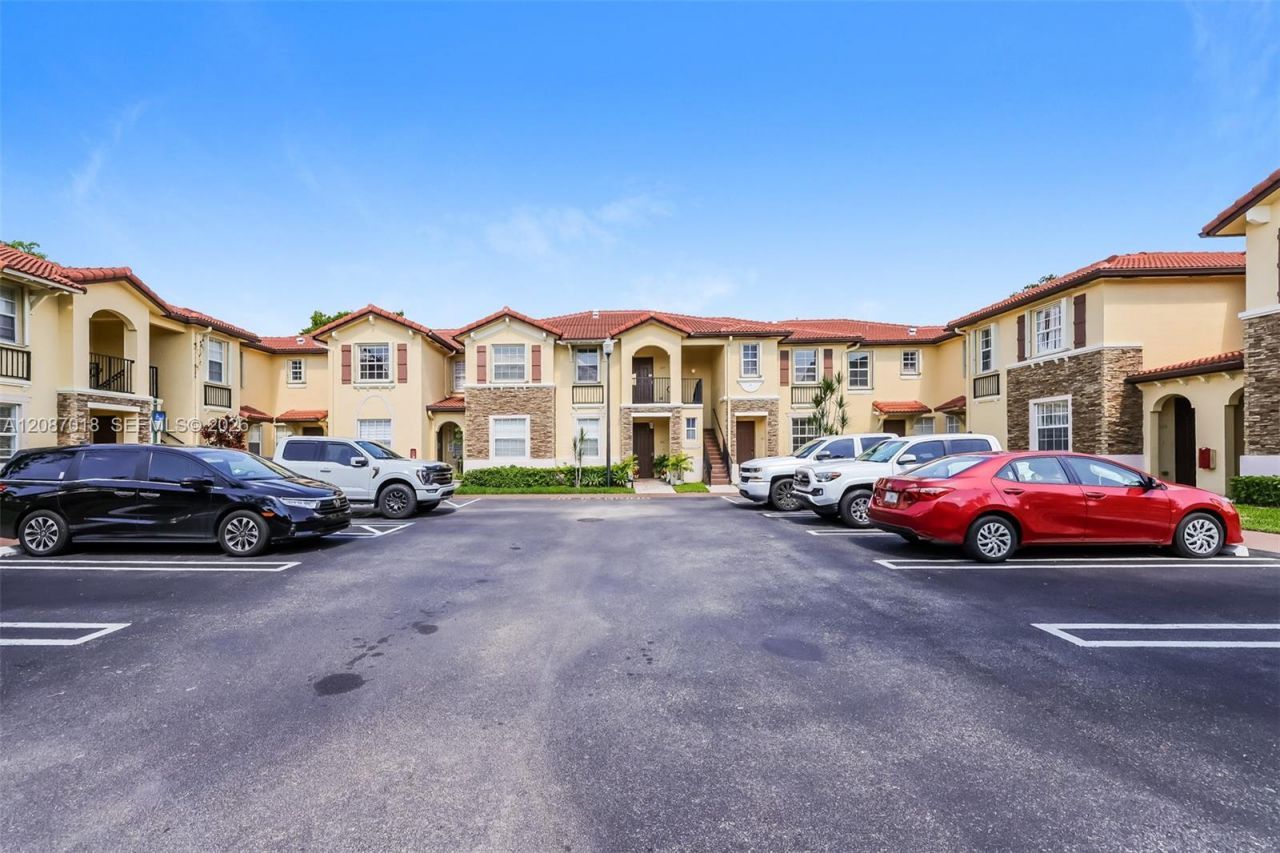 1490 NE 33rd Rd, Unit 205, Homestead, FL 33033 Photo