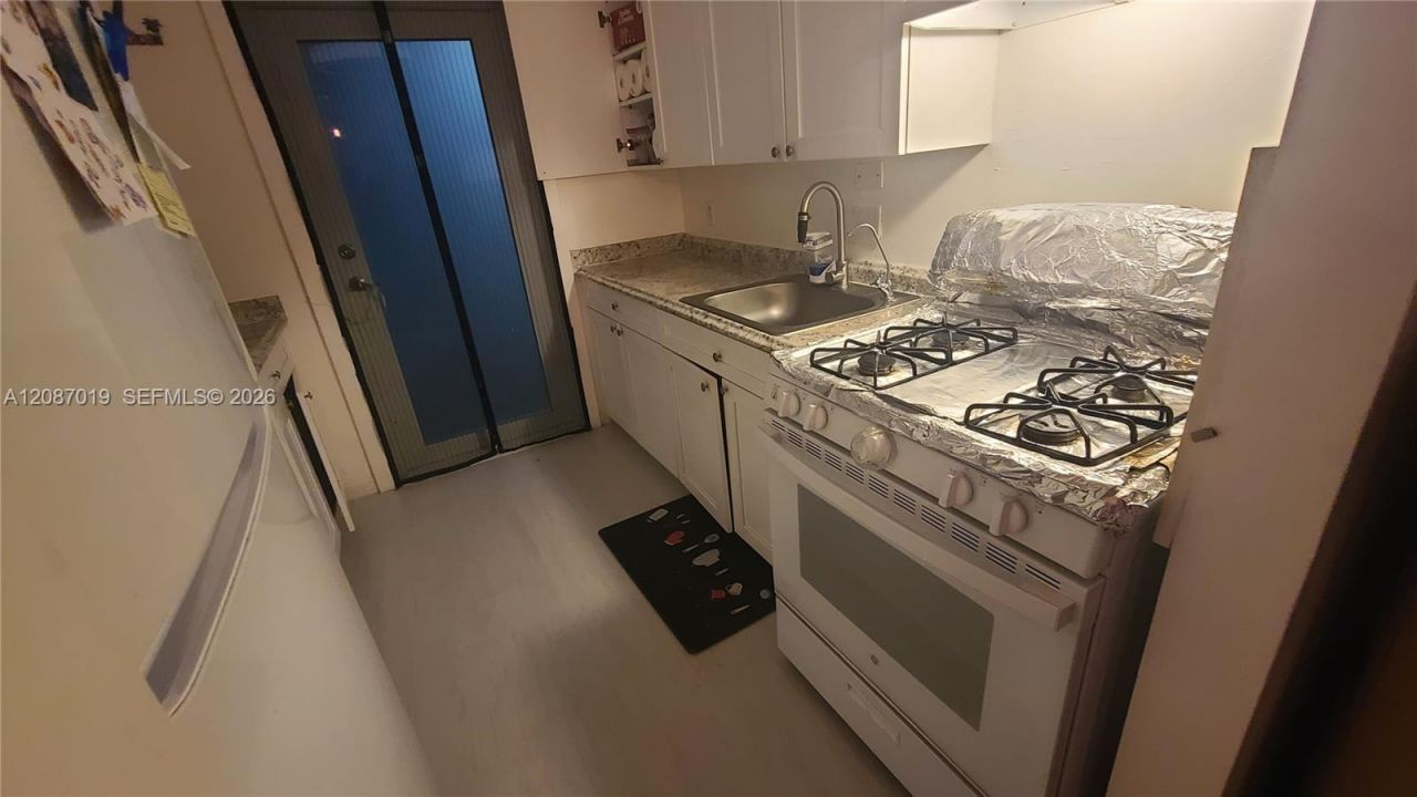 175 NE 203 Te, Unit 26, Miami Gardens, FL 33179 Photo