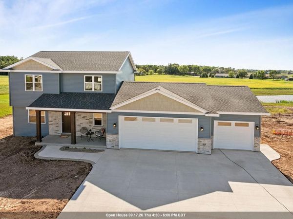 471 RUSTIC RIDGE DRIVE, Brillion, WI 54110