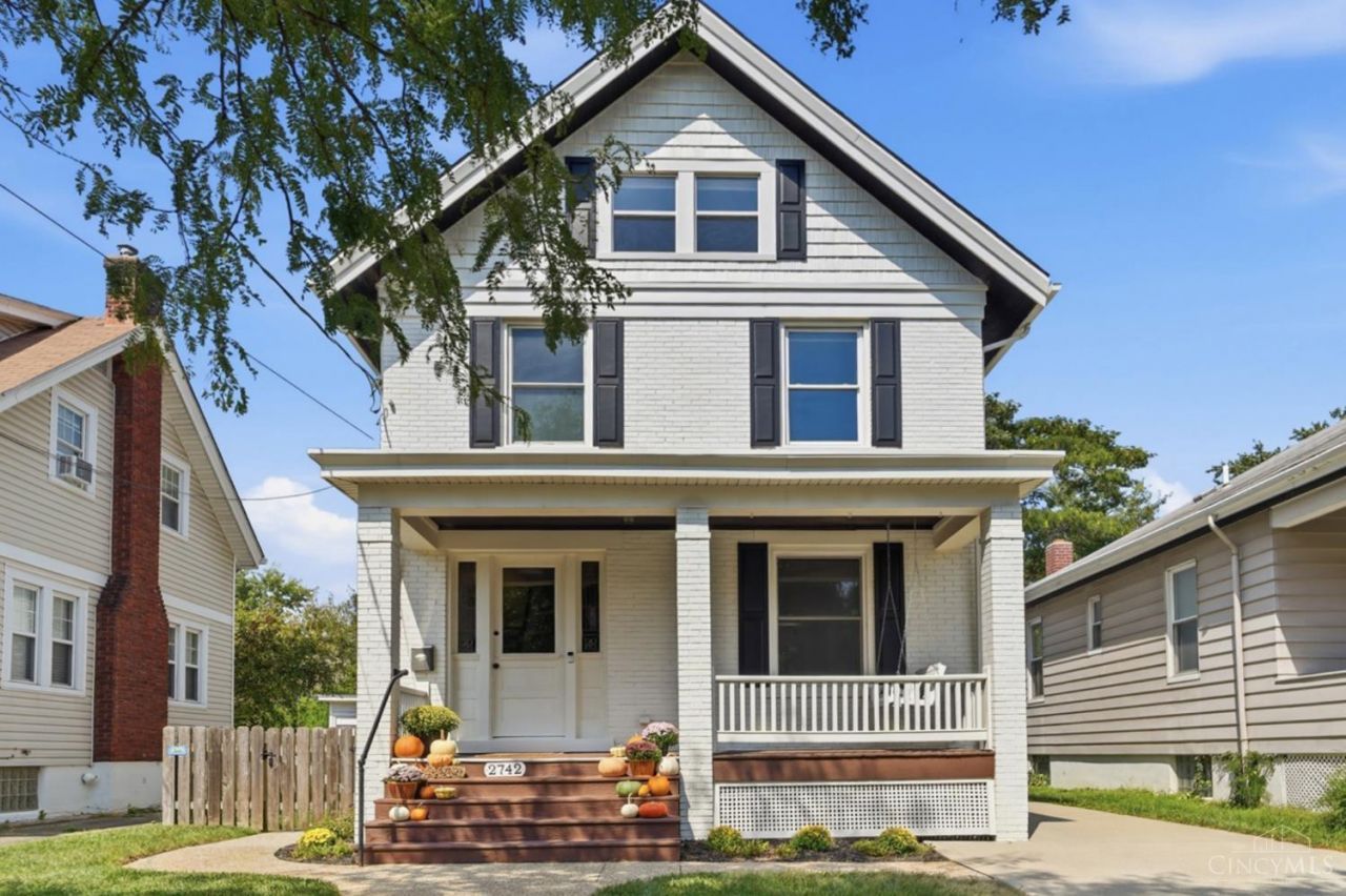 2742 Markbreit Avenue, Cincinnati, OH 45209 Main Photo