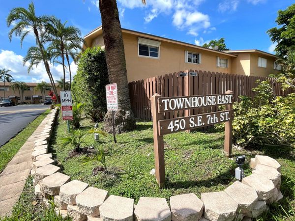 450 SE 7th Street, Unit 232, Dania Beach, FL 33004