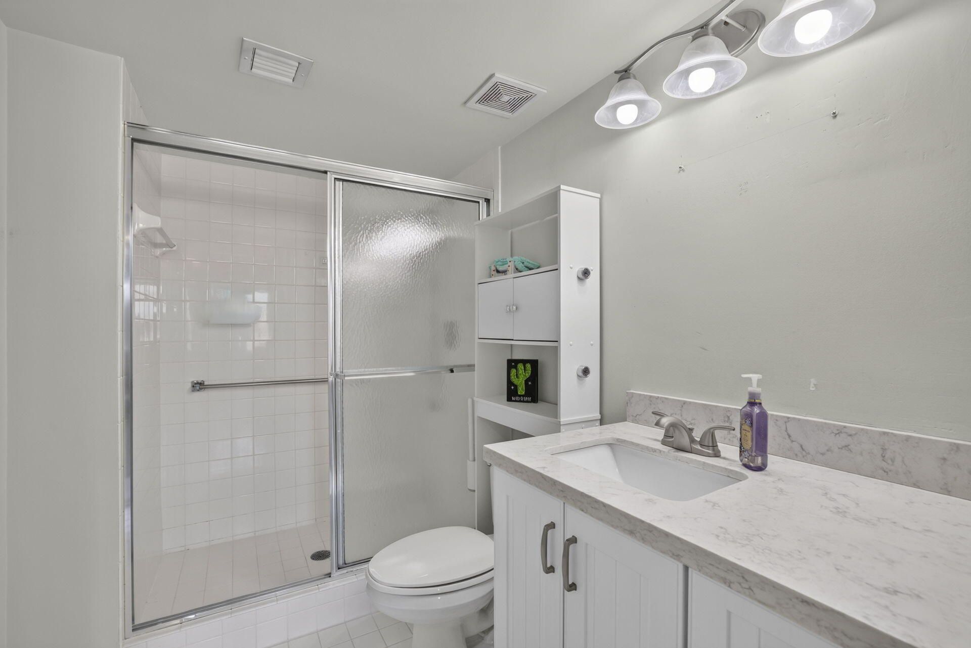 9537 Weldon Circle, Unit 405, Tamarac, FL 33321 Photo