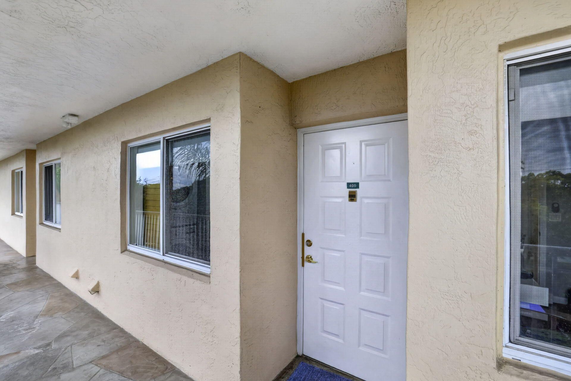 9537 Weldon Circle, Unit 405, Tamarac, FL 33321 Photo