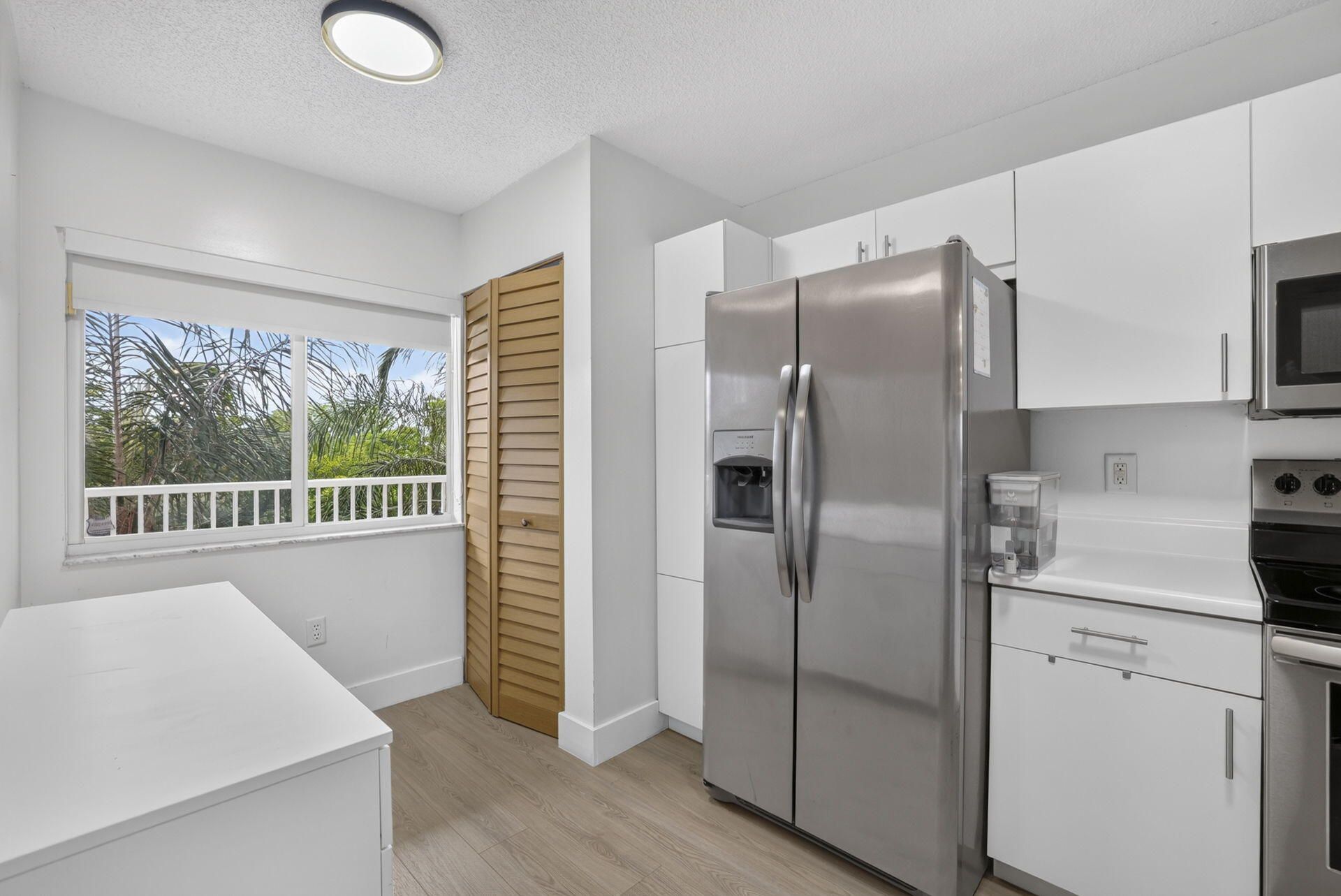 9537 Weldon Circle, Unit 405, Tamarac, FL 33321 Photo