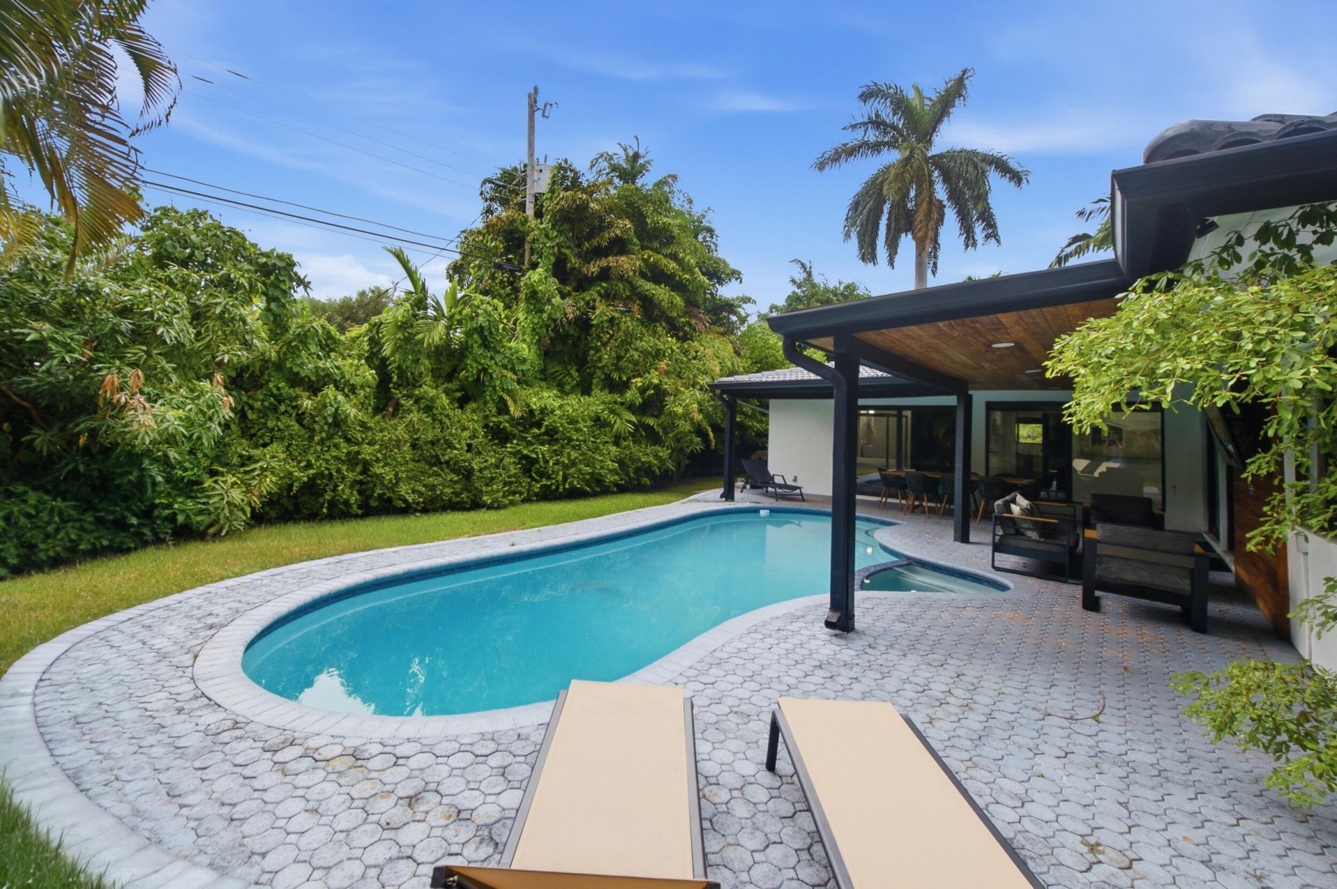 2457 NE 27th Terrace, Fort Lauderdale, FL 33305 Photo