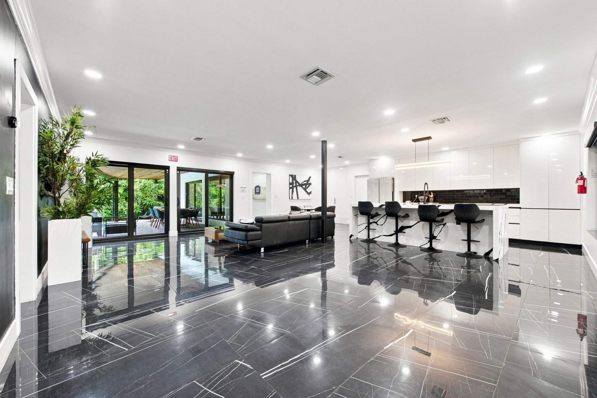 2457 NE 27th Terrace, Fort Lauderdale, FL 33305 Photo