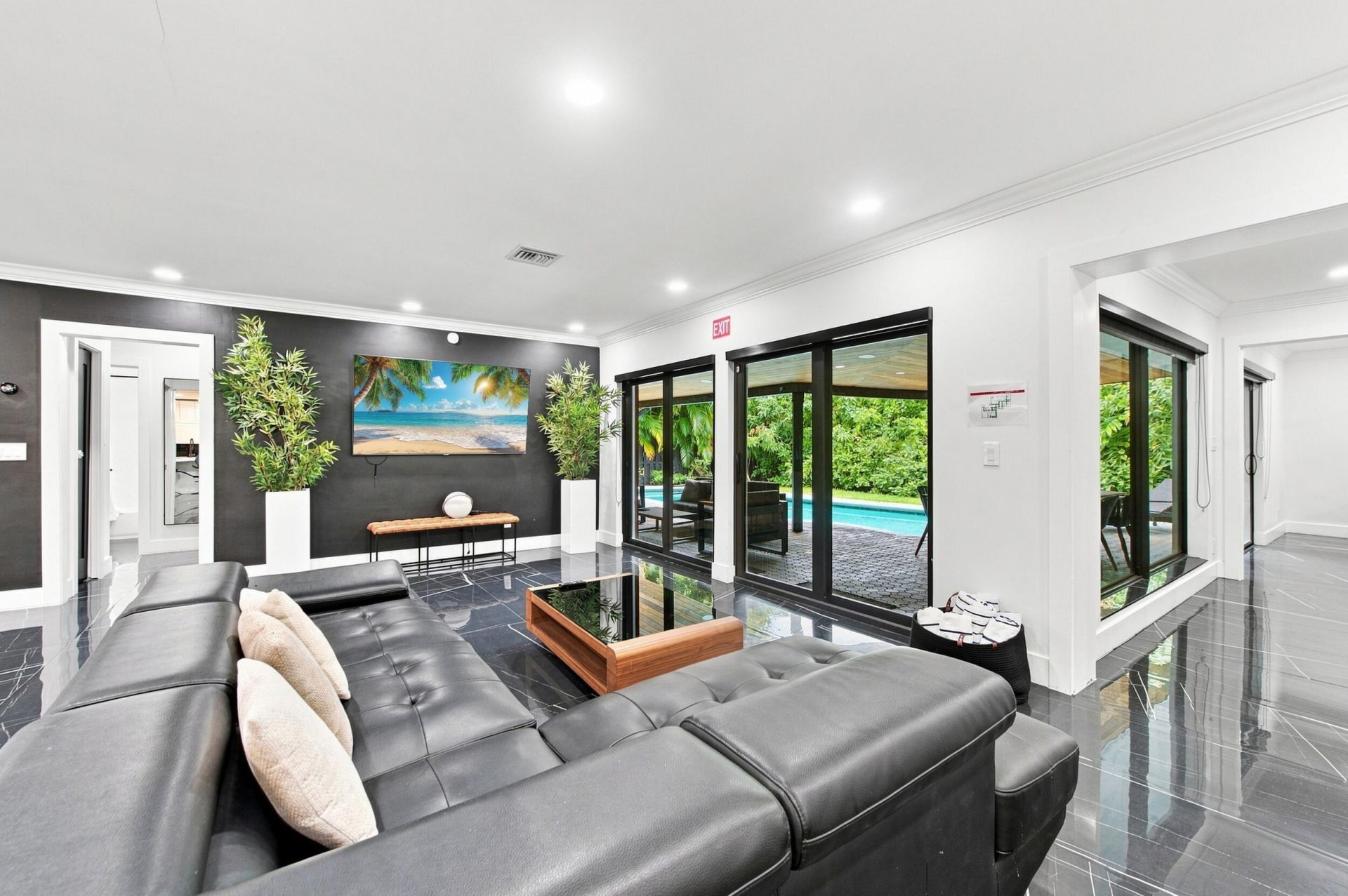 2457 NE 27th Terrace, Fort Lauderdale, FL 33305 Photo