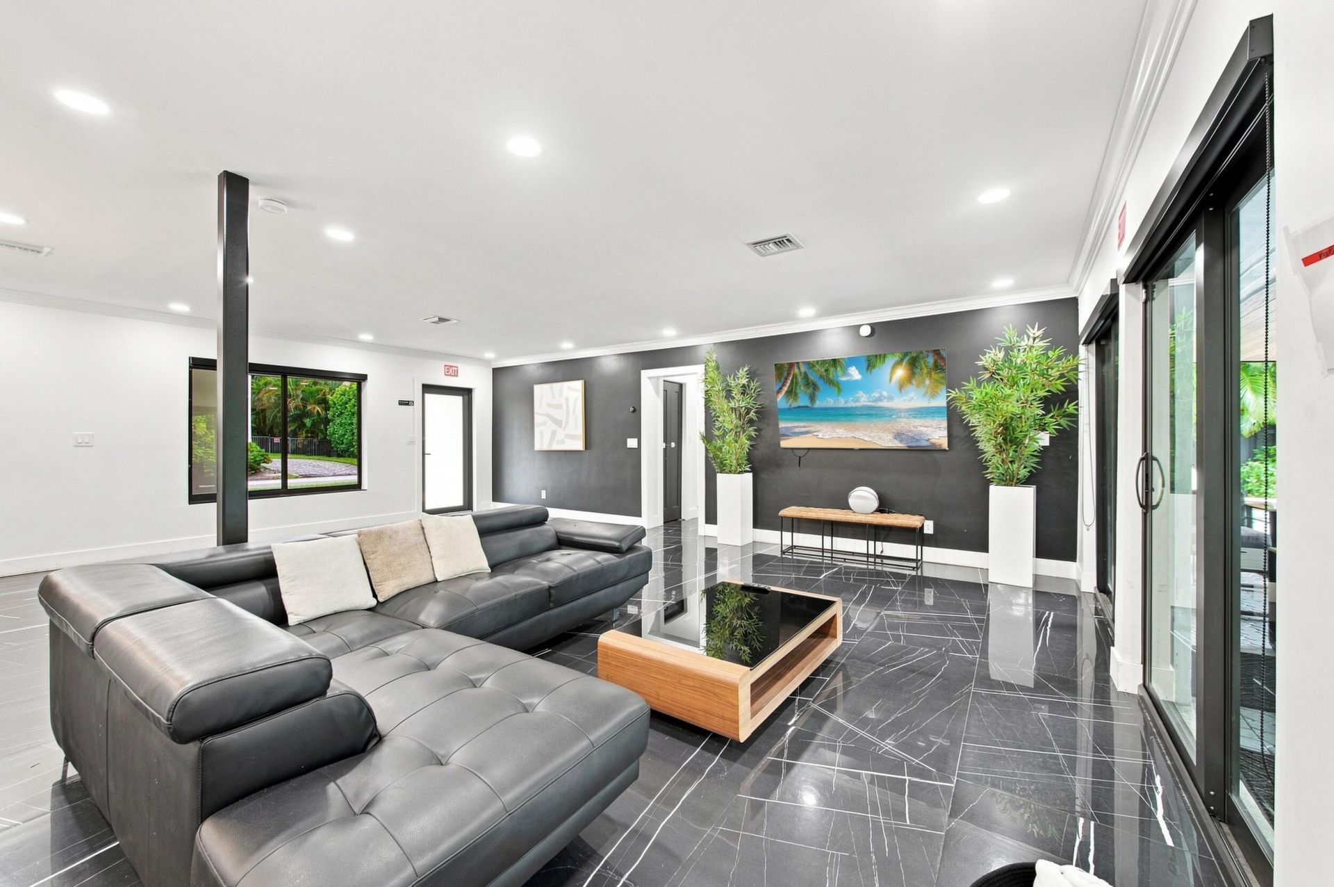 2457 NE 27th Terrace, Fort Lauderdale, FL 33305 Photo