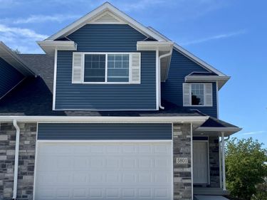 5801 Holmstrom Court, Lincoln, NE 68516
