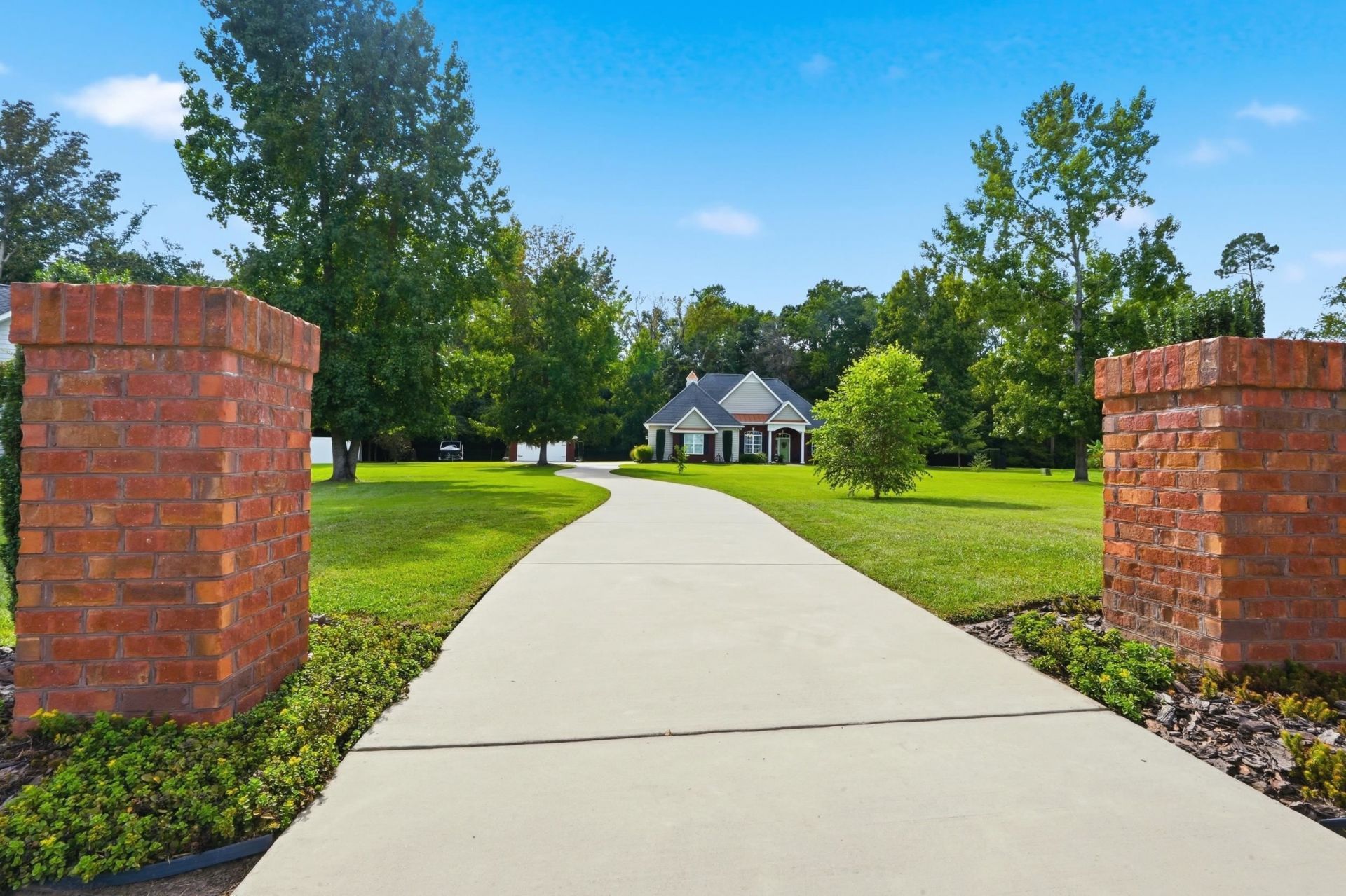 270 Dartmoor Ct. Photo 54