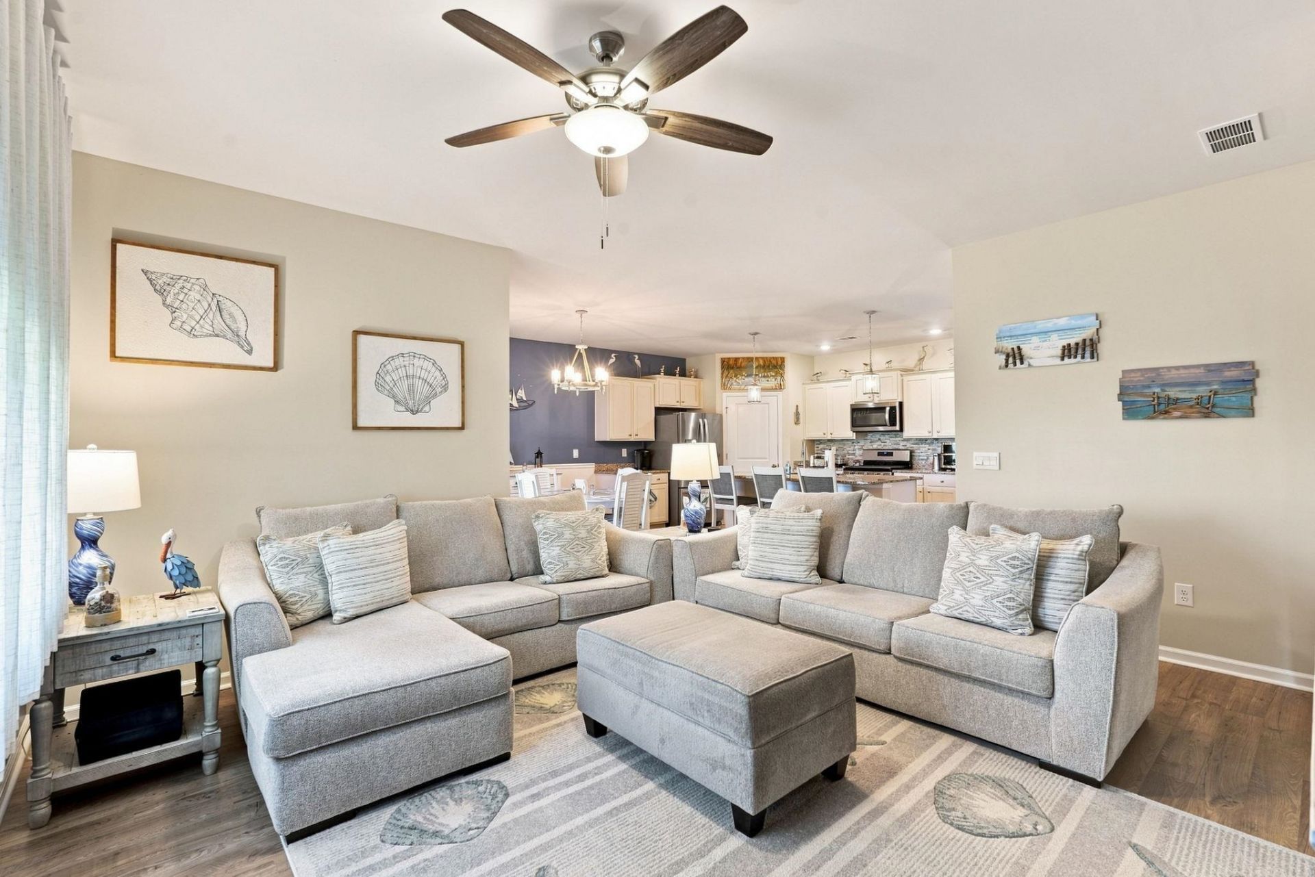 2932 Pegasus Place Photo 4
