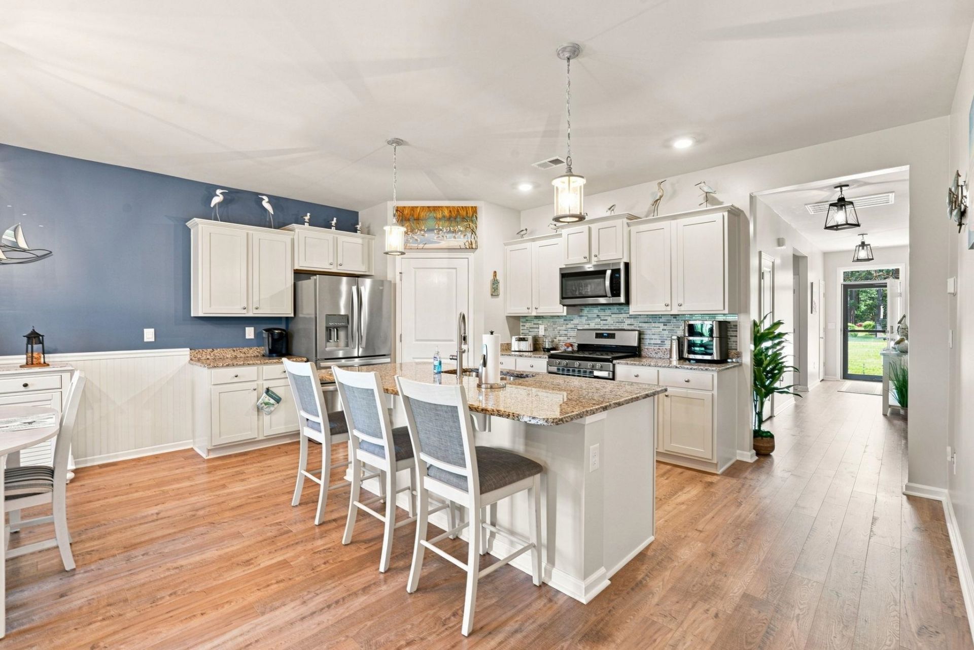 2932 Pegasus Place Photo 6