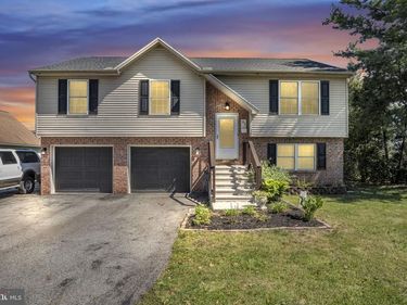 91 LAKE MEADE DRIVE, EAST BERLIN, PA 17316