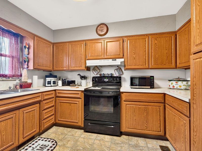 1345 Firwood Drive, Columbus, OH 43229 Photo 20
