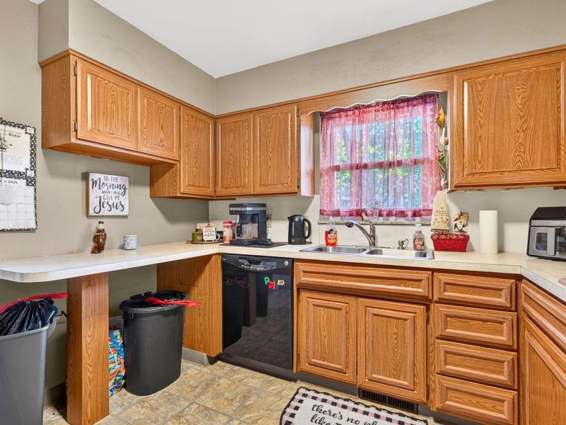 1345 Firwood Drive, Columbus, OH 43229 Photo 23