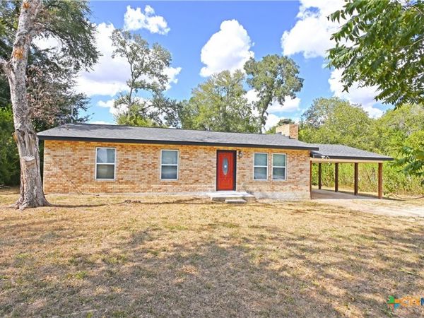 438 Forshage Boulevard, Seguin, TX 78155