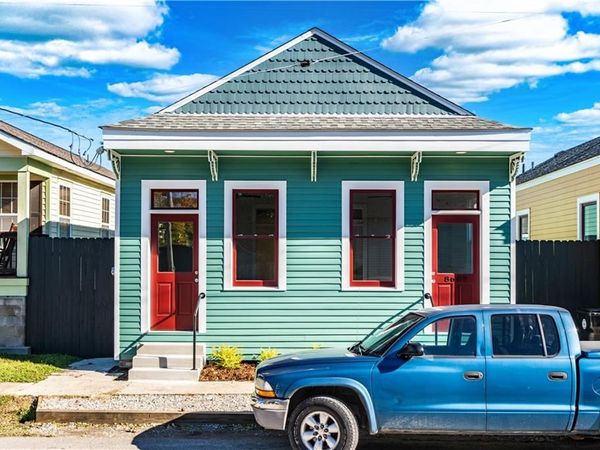 8611 GREEN Street, New Orleans, LA 70118
