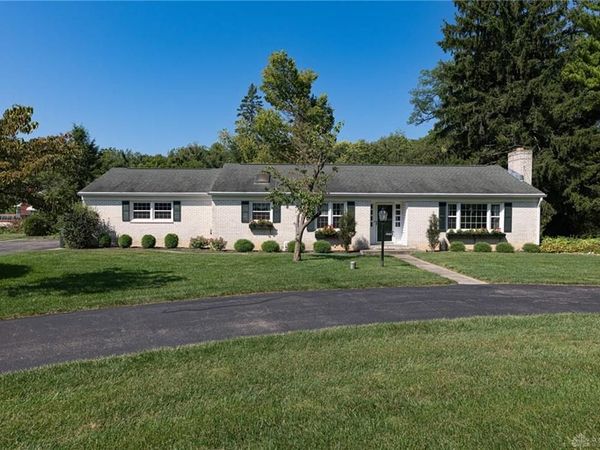 1553 Red Oak Road, Kettering, OH 45432