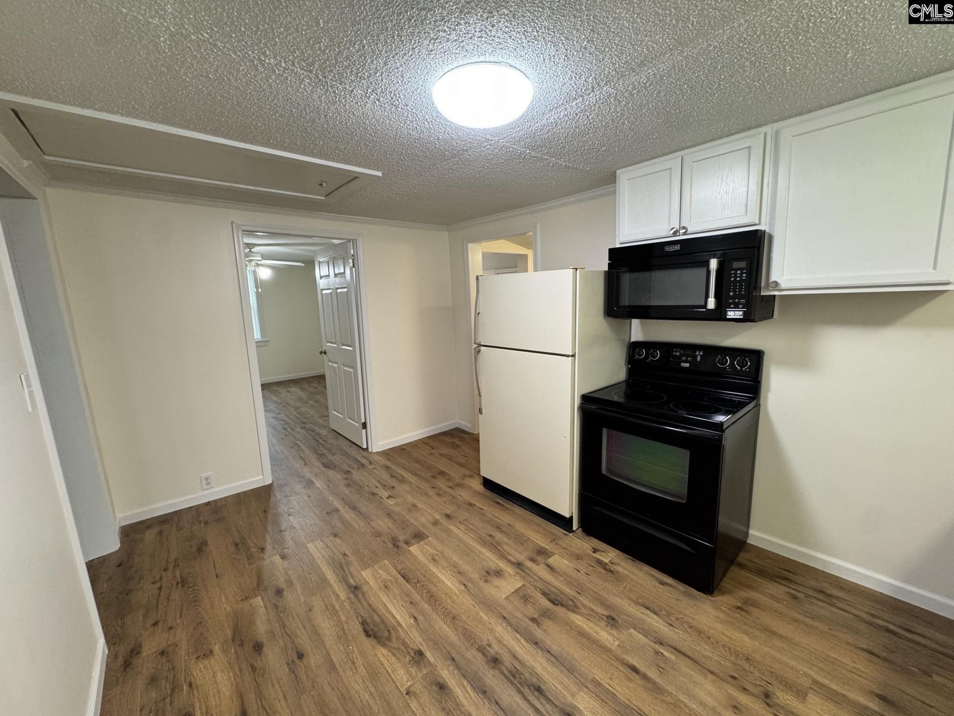 360 Rikard Street Photo 9