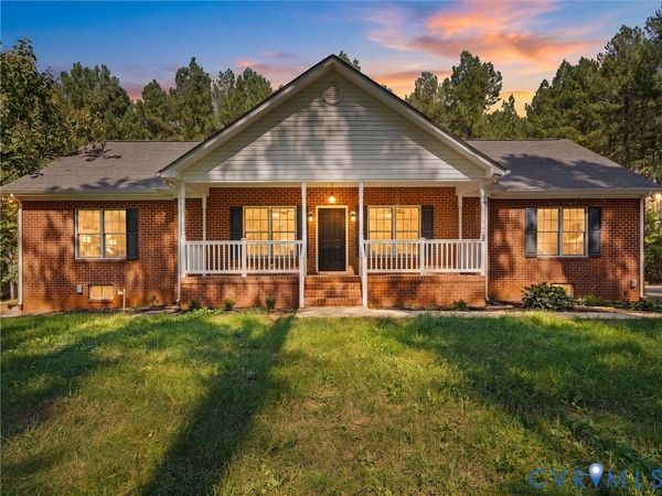 12 Henderson Road , New Canton, VA 23123