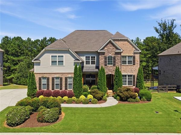 3825 Lakehurst Way , Cumming, GA 30040