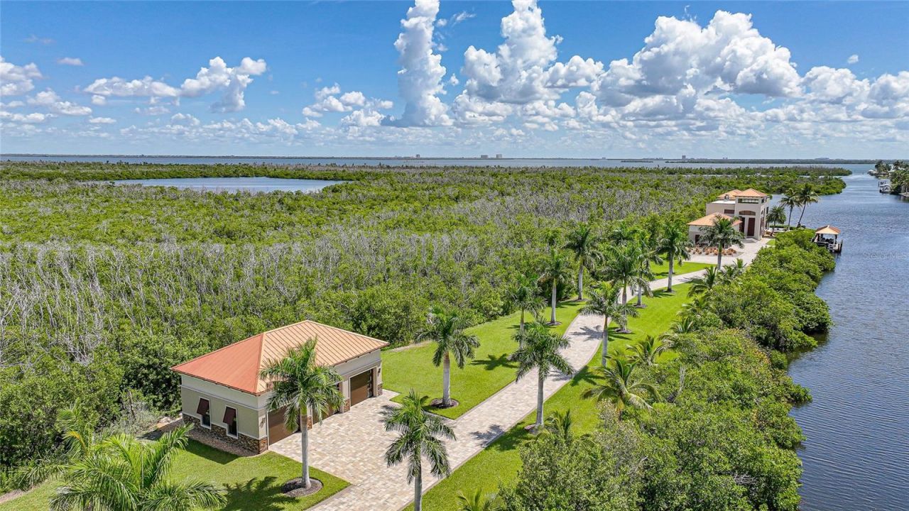 2755 Cussell Drive, Saint James City, FL 33956 Photo