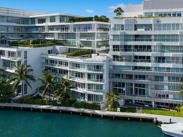4701 N Meridian Ave , Unit 325, Miami Beach, FL 33140