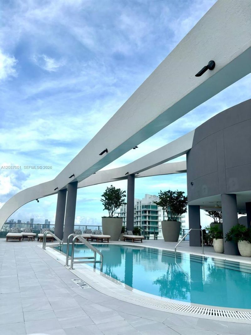 2678 Tigertail Ave, Unit 502, Miami, FL 33133 Photo