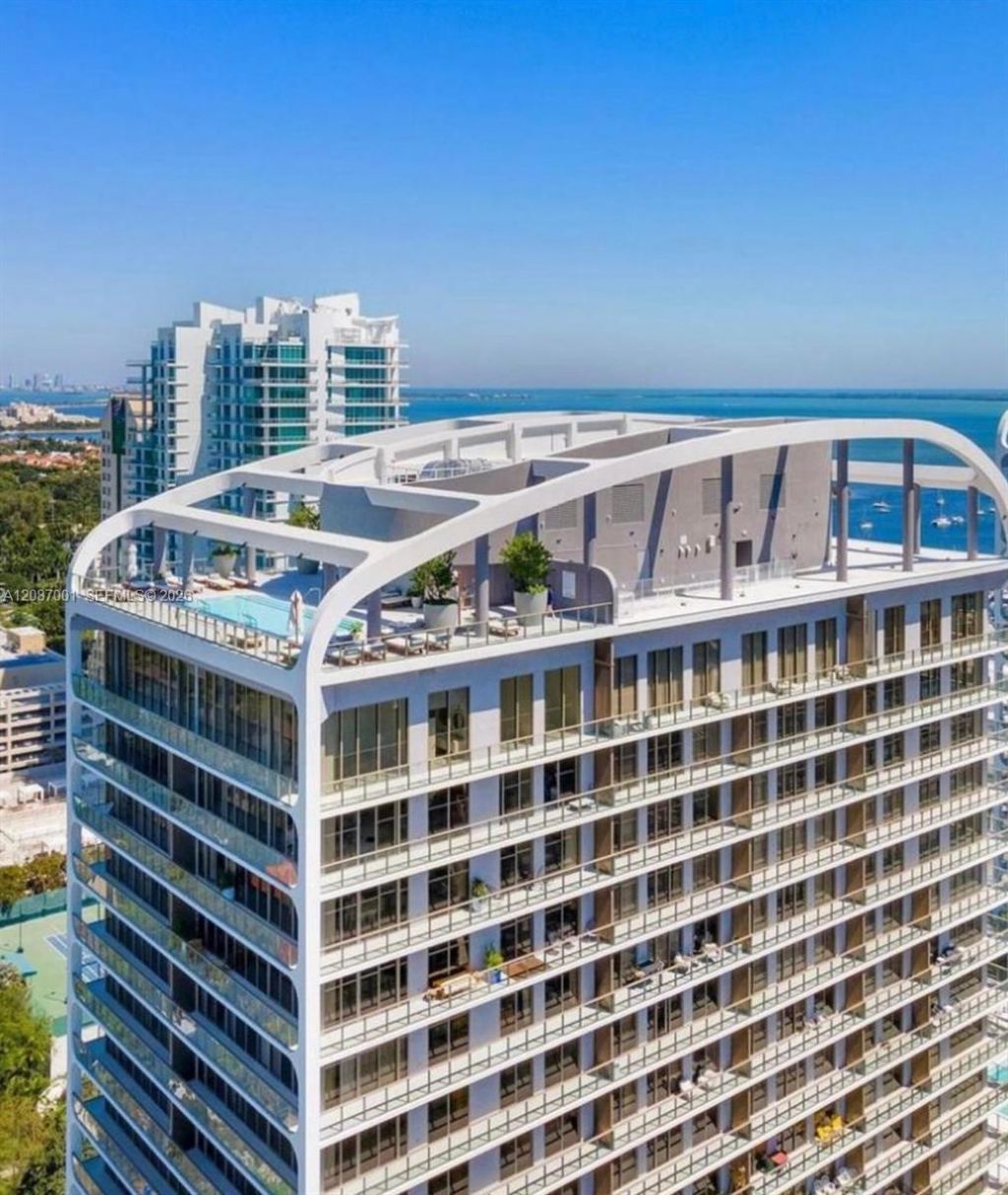2678 Tigertail Ave, Unit 502, Miami, FL 33133 Photo