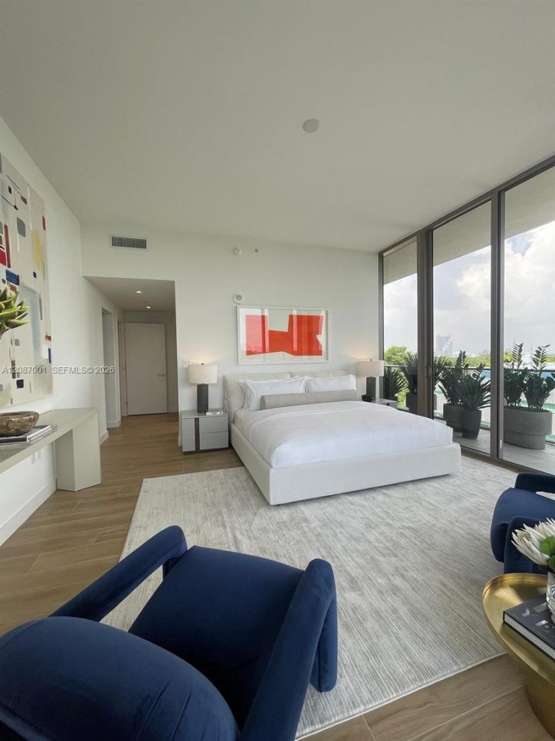2678 Tigertail Ave, Unit 502, Miami, FL 33133 Photo
