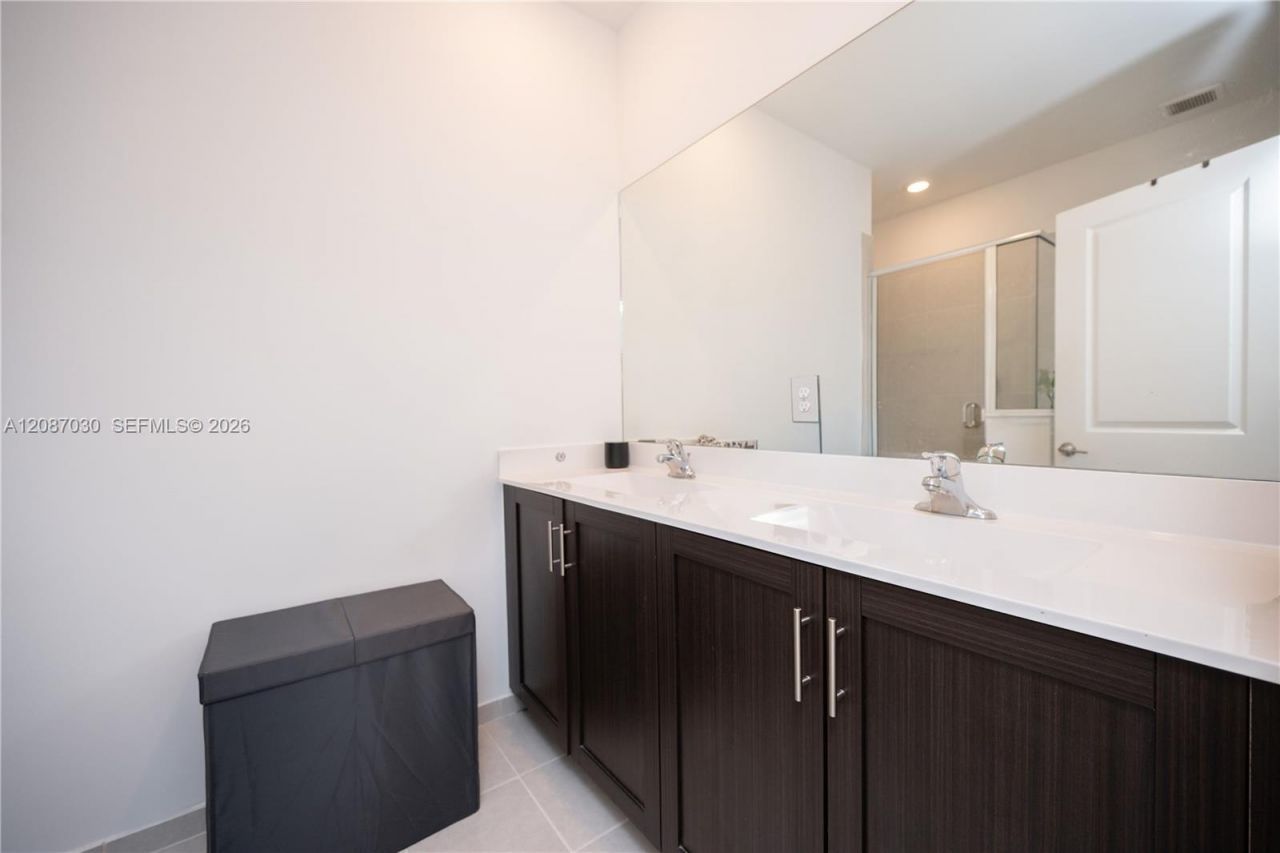 1231 SE 27th Ter, Homestead, FL 33035 Photo