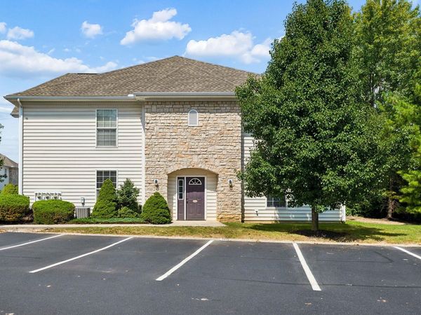 5600 Vintage Place , Dublin, OH 43016