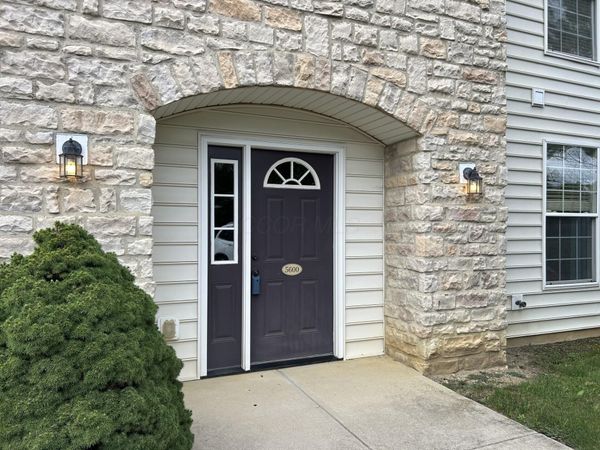 5600 Vintage Place, Dublin, OH 43016