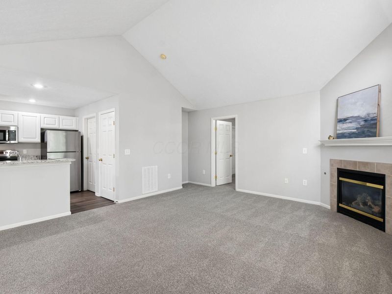 5600 Vintage Place, Dublin, OH 43016 Photo 10