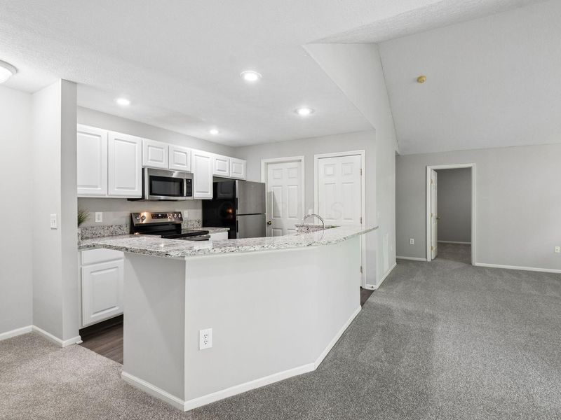 5600 Vintage Place, Dublin, OH 43016 Photo 14