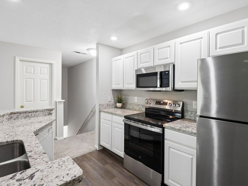 5600 Vintage Place, Dublin, OH 43016 Photo 16