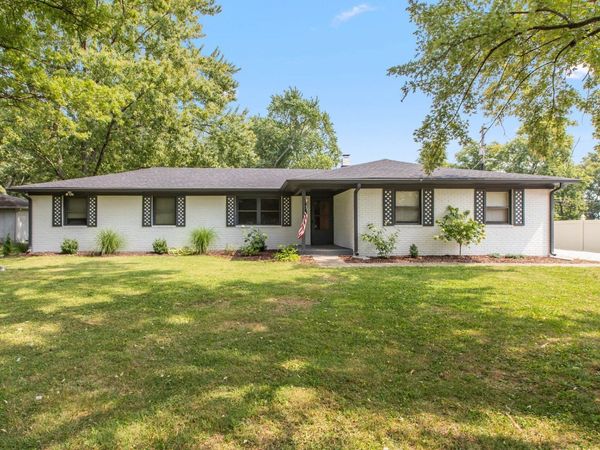 10045 N Balfer Drive E, Fortville, IN 46040