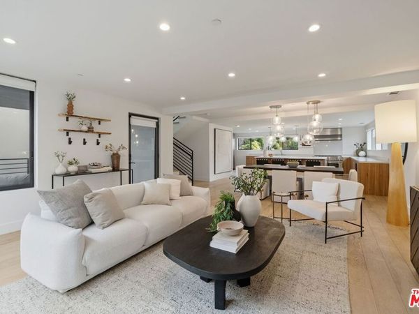 663 Vernon Avenue, Venice, CA 90291