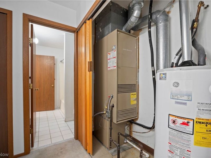 30017 Center Ridge Road, Unit F, Westlake, OH 44145 Photo 34