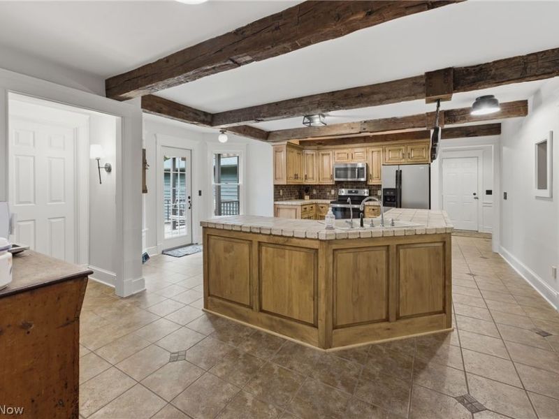 8645 Kent Avenue NE, Canton, OH 44721 Photo 17