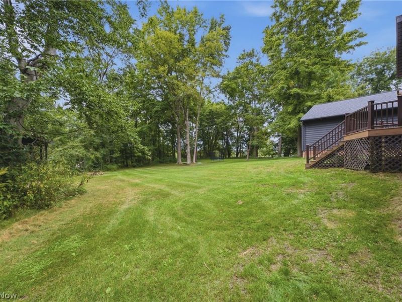 8645 Kent Avenue NE, Canton, OH 44721 Photo 45
